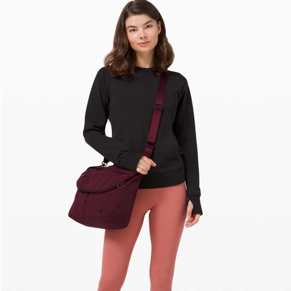 Lululemon All Night Festival Bag Large 10L Cassis Nwt Fits a Laptop - Picture 2 of 9